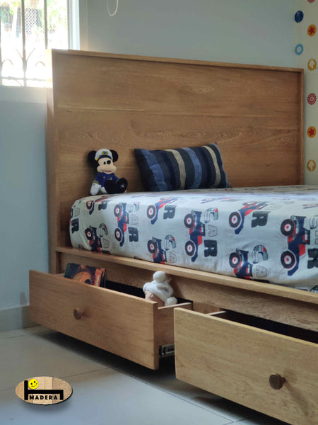 Cama Doble con cabezal alto